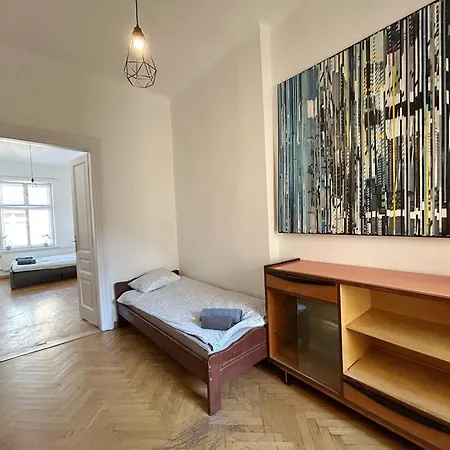 Funstay On Asnyka Lägenhet